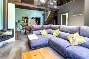 Black House Sorprendente casa estilo industrial